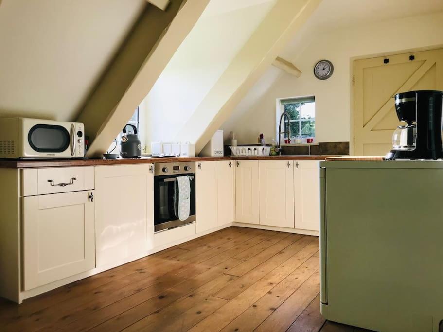 Grove Farm Old Granary, 1St Floor Loft Apartment, Includes Continental Breakfast Lincoln Zewnętrze zdjęcie